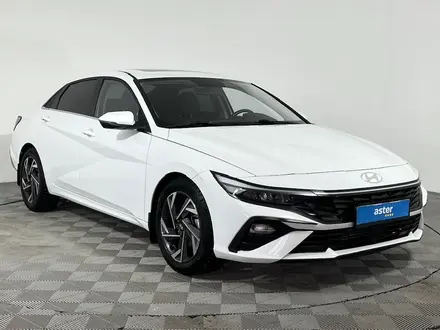 Hyundai Elantra 2023 года за 7 240 000 тг. в Караганда – фото 3