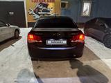 Chevrolet Cruze 2010 года за 3 500 000 тг. в Усть-Каменогорск – фото 2