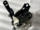 Подушки двигателя Camry 70/75 Камри 70/75 за 1 000 тг. в Шымкент – фото 4