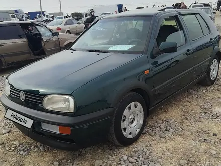 Volkswagen Golf 1996 года за 1 800 000 тг. в Шымкент – фото 2