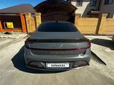 Hyundai Sonata 2021 года за 10 000 000 тг. в Атырау – фото 4