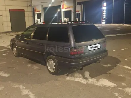 Volkswagen Passat 1993 года за 1 600 000 тг. в Караганда – фото 4