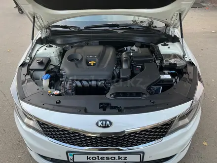 Kia K5 2019 года за 10 500 000 тг. в Алматы – фото 2