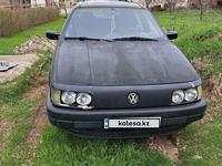 Volkswagen Passat 1993 годаүшін1 100 000 тг. в Шымкент