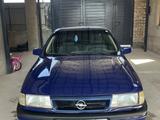 Opel Vectra 1988 годаүшін950 000 тг. в Шымкент – фото 2