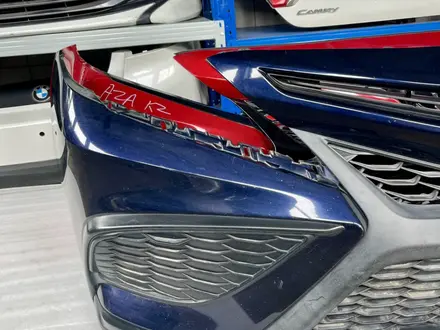 Передний бампер SE XSE Camry 70 75 Камри 70 75 за 320 000 тг. в Шымкент – фото 7