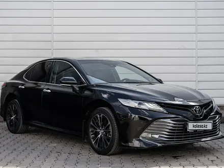 Toyota Camry 2021 года за 15 800 000 тг. в Астана – фото 3