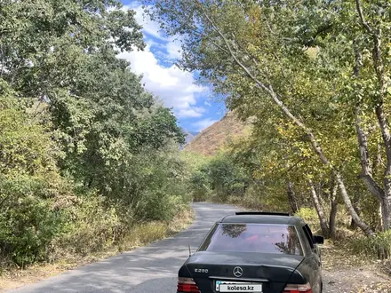 Mercedes-Benz E 280 1993 года за 1 500 000 тг. в Алматы – фото 4