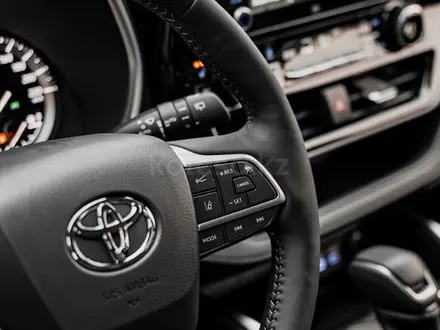 Toyota Highlander Luxe 2022 годаүшін42 000 000 тг. в Алматы – фото 11