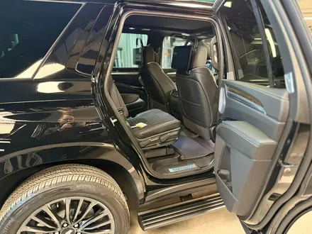 Cadillac Escalade Sport Platinum 2025 года за 90 000 000 тг. в Алматы – фото 31