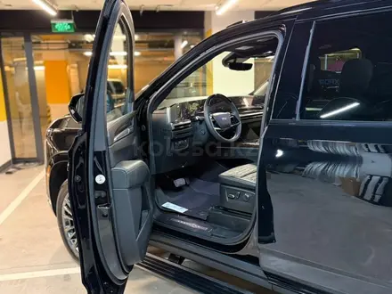 Cadillac Escalade Sport Platinum 2025 года за 90 000 000 тг. в Алматы – фото 26