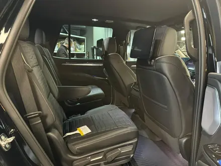 Cadillac Escalade Sport Platinum 2025 года за 90 000 000 тг. в Алматы – фото 34