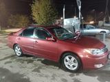 Toyota Camry 2002 годаүшін5 100 000 тг. в Семей – фото 2