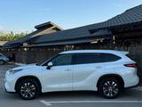 Toyota Highlander 2021 годаүшін26 500 000 тг. в Тараз