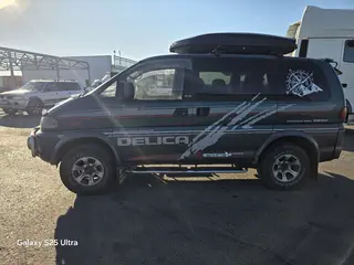 Mitsubishi Delica, 1995