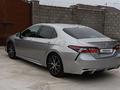 Toyota Camry 2022 года за 14 800 000 тг. в Тараз – фото 16