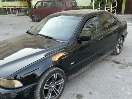 BMW 525 1999 года за 2 800 000 тг. в Тараз