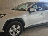 Toyota RAV4 2021 года за 14 500 000 тг. в Актау