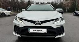 Toyota Camry 2021 года за 14 800 000 тг. в Алматы