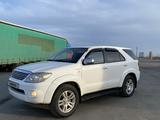 Toyota Fortuner 2006 года за 8 000 000 тг. в Атырау – фото 3