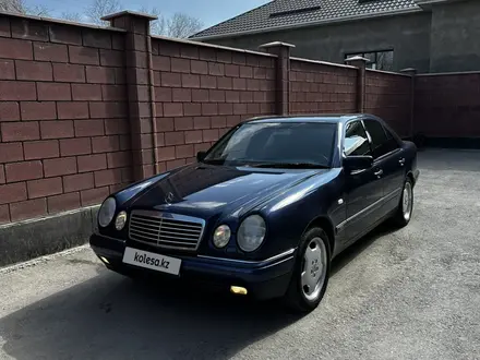 Mercedes-Benz E 280 1998 года за 5 000 000 тг. в Кызылорда – фото 49