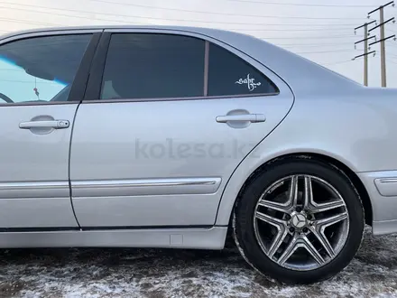 Mercedes-Benz E 320 1999 года за 4 600 000 тг. в Астана – фото 17