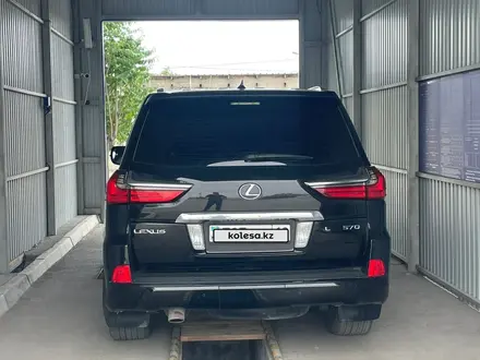Lexus LX 570 2016 года за 32 000 000 тг. в Актау – фото 3