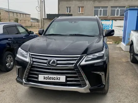 Lexus LX 570 2016 года за 32 000 000 тг. в Актау