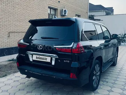 Lexus LX 570 2016 года за 32 000 000 тг. в Актау – фото 4