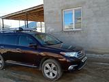 Toyota Highlander 2011 года за 12 000 000 тг. в Актау – фото 3