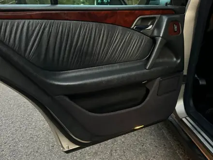 Mercedes-Benz E 280 1999 года за 3 250 000 тг. в Алматы – фото 16