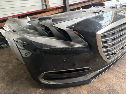 Оригинал б/у бампер сборе на Genesis G80 2016 перед за 300 000 тг. в Астана – фото 2