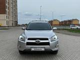 Toyota RAV4 2012 годаүшін11 200 000 тг. в Уральск