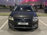 Volkswagen Passat 2012 года за 4 000 000 тг. в Алматы