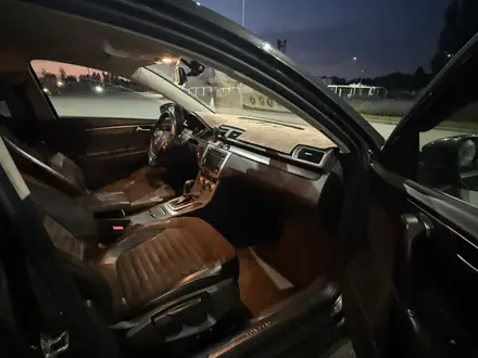 Volkswagen Passat 2012 года за 4 000 000 тг. в Алматы – фото 8