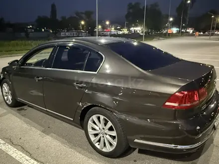 Volkswagen Passat 2012 года за 4 000 000 тг. в Алматы – фото 5
