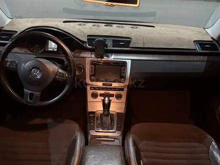 Volkswagen Passat 2012 года за 4 000 000 тг. в Алматы – фото 9