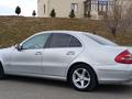 Mercedes-Benz E 320 2002 годаүшін4 200 000 тг. в Тараз – фото 4