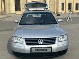 Volkswagen Passat 2002 годаүшін2 800 000 тг. в Семей