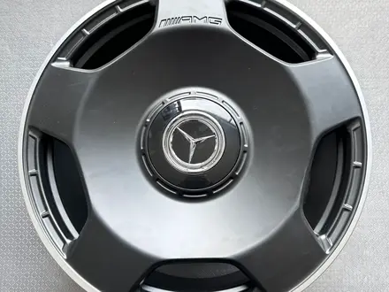 Оригинальные диски AMG R22 на Mercedes G Classe W463 Гелендваген за 1 100 000 тг. в Алматы – фото 16