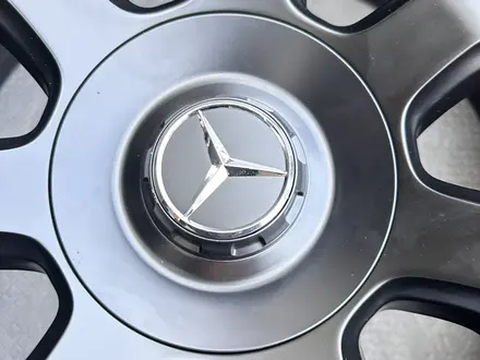 Оригинальные диски AMG R22 на Mercedes G Classe W463 Гелендваген за 1 100 000 тг. в Алматы – фото 21