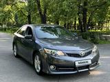 Toyota Camry 2013 года за 8 700 000 тг. в Алматы – фото 3