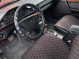 Mercedes-Benz E 220 1993 года за 1 500 000 тг. в Тараз – фото 2