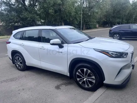 Toyota Highlander 2022 года за 25 000 000 тг. в Алматы – фото 3
