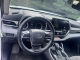 Toyota Highlander 2022 года за 25 000 000 тг. в Алматы – фото 5