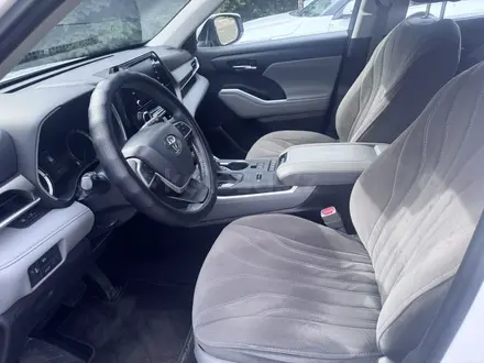 Toyota Highlander 2022 года за 25 000 000 тг. в Алматы – фото 6