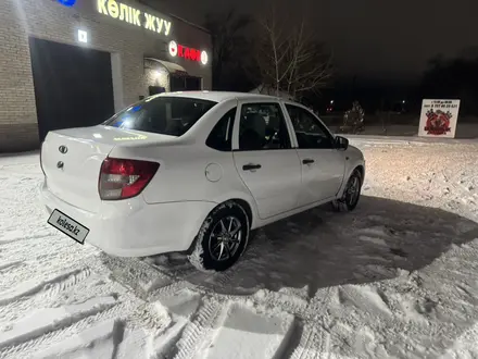 ВАЗ (Lada) Granta 2190 2013 года за 2 200 000 тг. в Уральск – фото 2