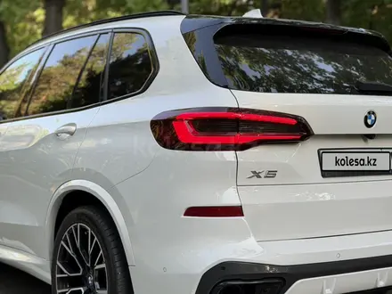 BMW X5 2022 года за 33 000 000 тг. в Алматы – фото 6
