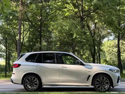 BMW X5 2022 года за 33 000 000 тг. в Алматы – фото 7