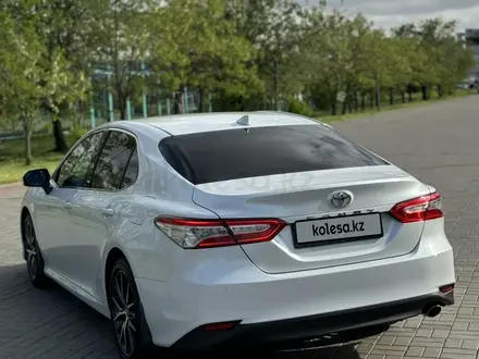 Toyota Camry 2021 года за 17 500 000 тг. в Талдыкорган – фото 6